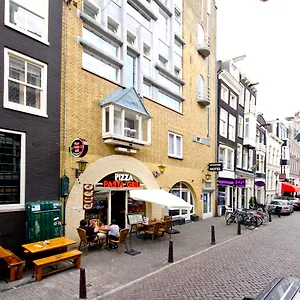 https://acostar-hotel.amsterdamhotelsnl.com