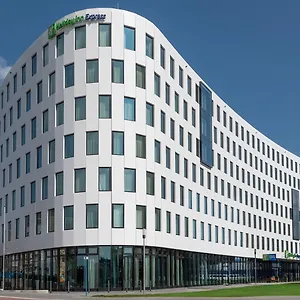 Отель Express - Hauptbahnhof By Ihg ***